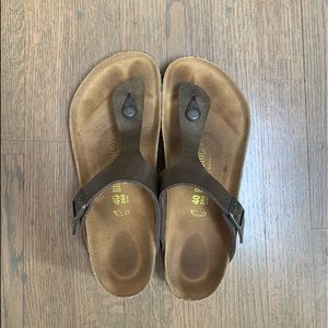 Gizeh Birko-Flor Flip Flop in Brown Metallic